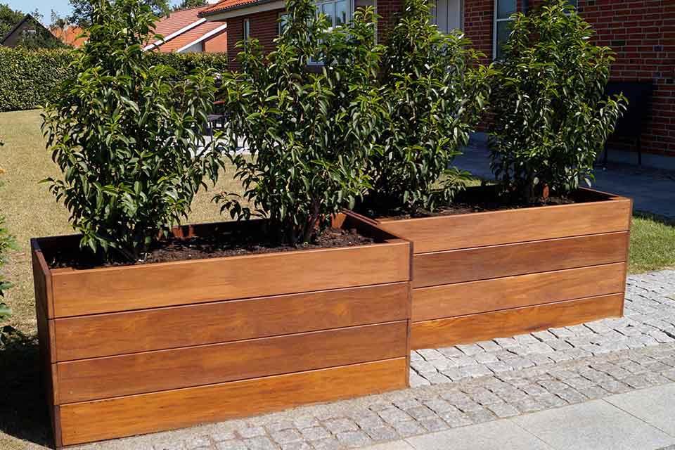 Brug afskær fra terrassen til blomsterkasser