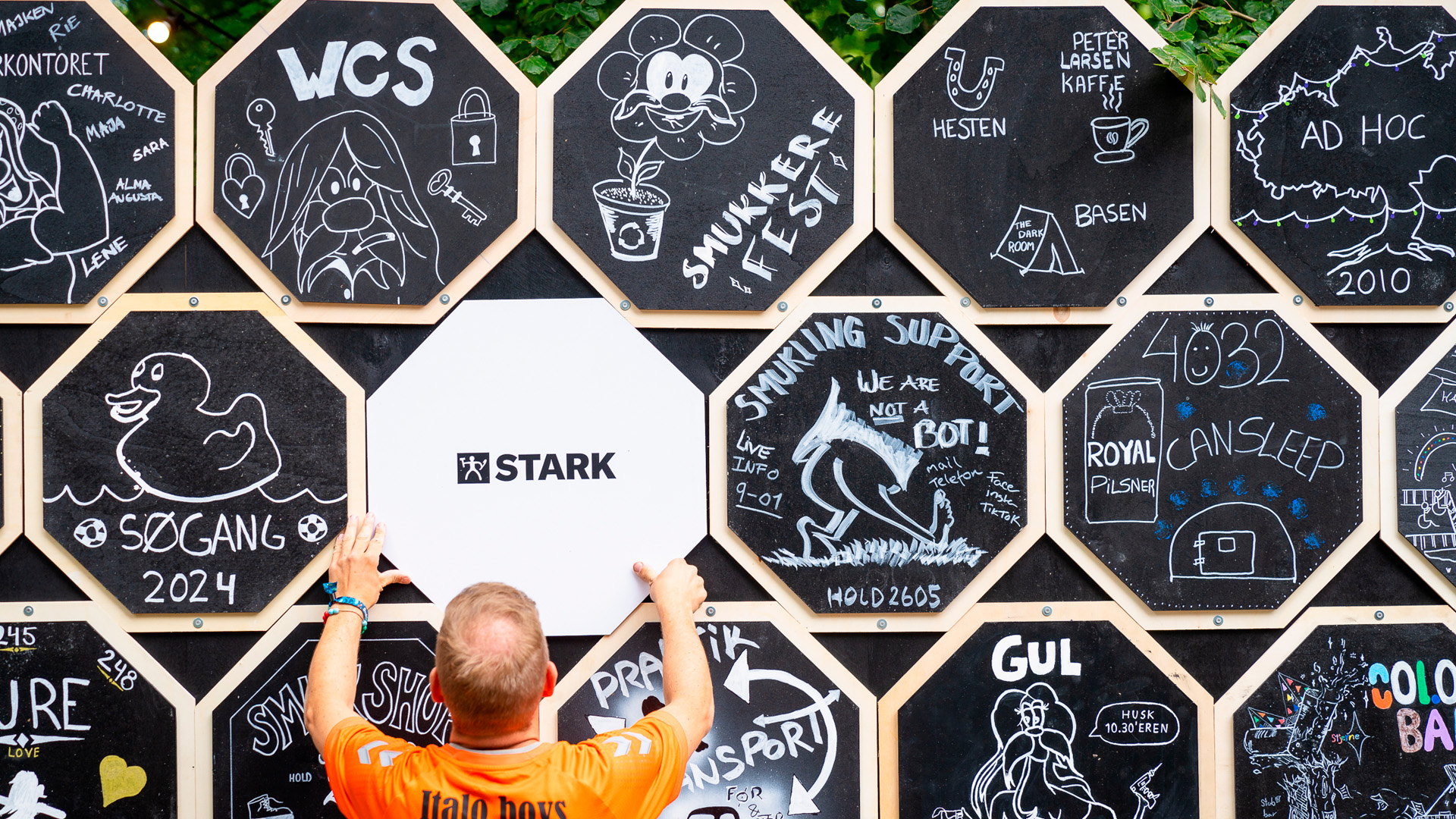 Smukfest Wall of smukcrew