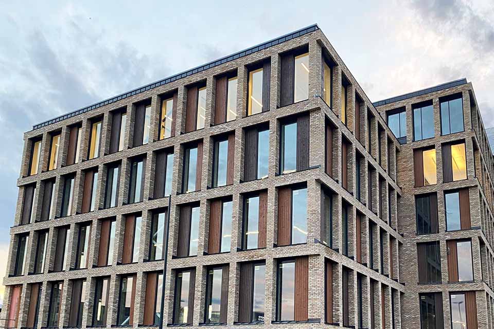 Ejendom opført i genbrugsmursten